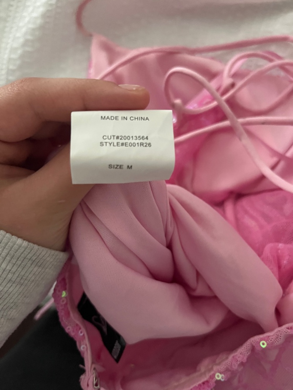 Pink sparkly Windsor dress - Picture 4 of 6